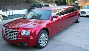 Свадебный лимузин Chrysler 300C № А3547, красный