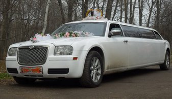 Свадебный лимузин Chrysler 300C № W3549, белый