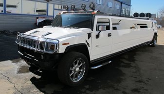 Свадебный лимузин Hummer H2 Limousine № У3597, белый