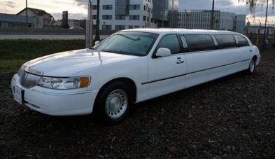Лимузин на свадьбу № Н3614 - Транспортная компания Небесный тихоход
