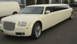 Лимузин на свадьбу Н3619