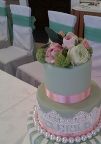  «Чудесный свадебный торт» (C102075)