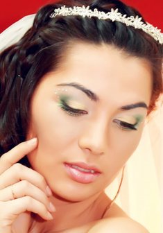 Cвадебная прическа Л14400 с распущенными волосами