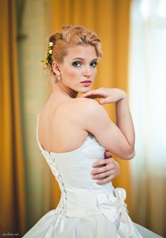 Cвадебная прическа С16110 с собранными волосами