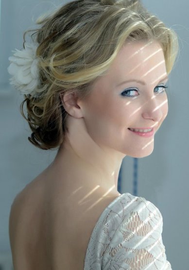 Свадебная прическа А14503 - Стилист-визажист Айсылу Халисова