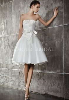 Свадебное платье 038-W27791. С пышной юбкой, короткое без шлейфа.