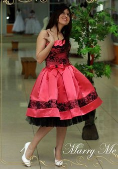 Вечернее платье M28752. С пышной юбкой, длинное без шлейфа.