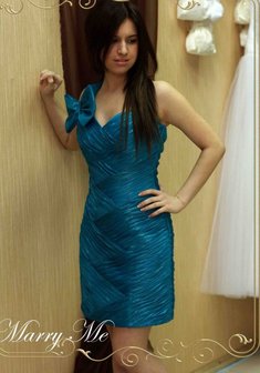 Вечернее платье M28753. С прямой юбкой, короткое без шлейфа.