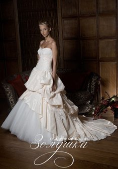 Свадебное платье Esmeralda-А39199. С пышной юбкой, длинное со шлейфом.