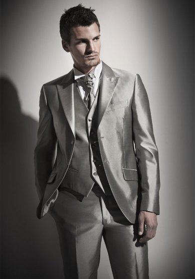 Свадебный мужской костюм L1494 - Салон костюмов Lady & Gentleman City